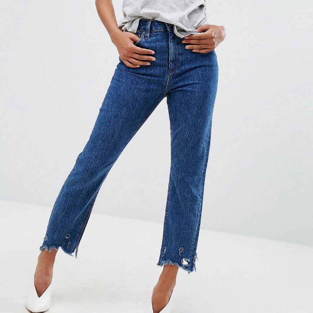 NWOT ASOS petite dark blue jeans 25 waist / 28 Length